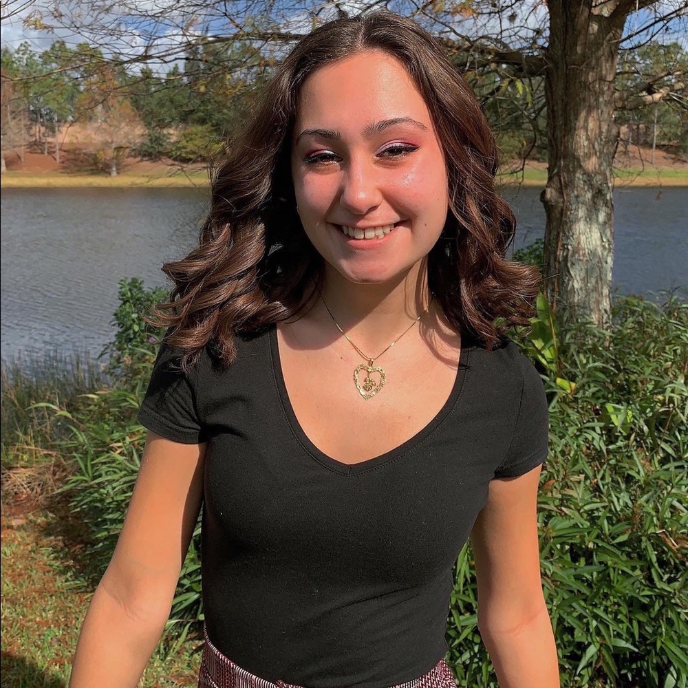 Meet your Posher, Lana